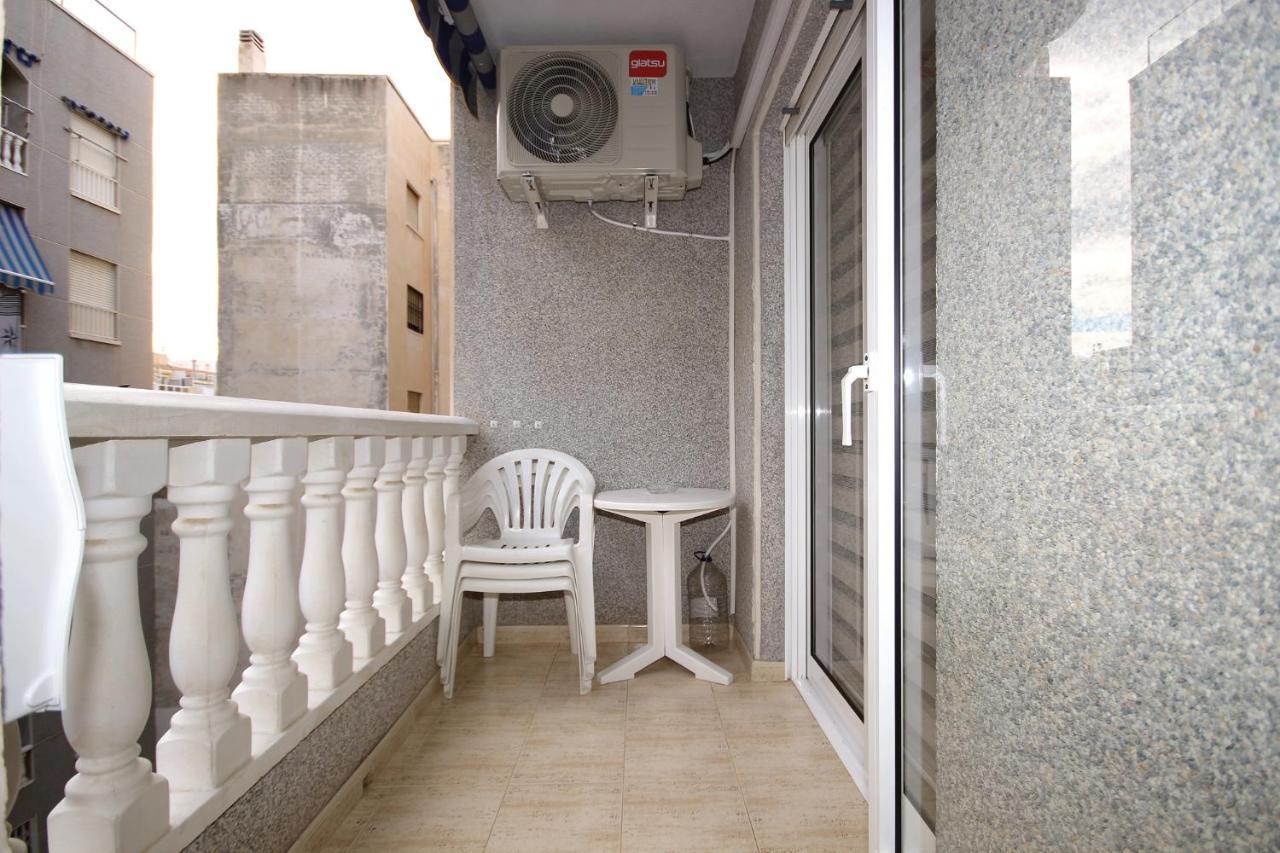 Del Cura Beach Apartment Торевьиа Экстерьер фото