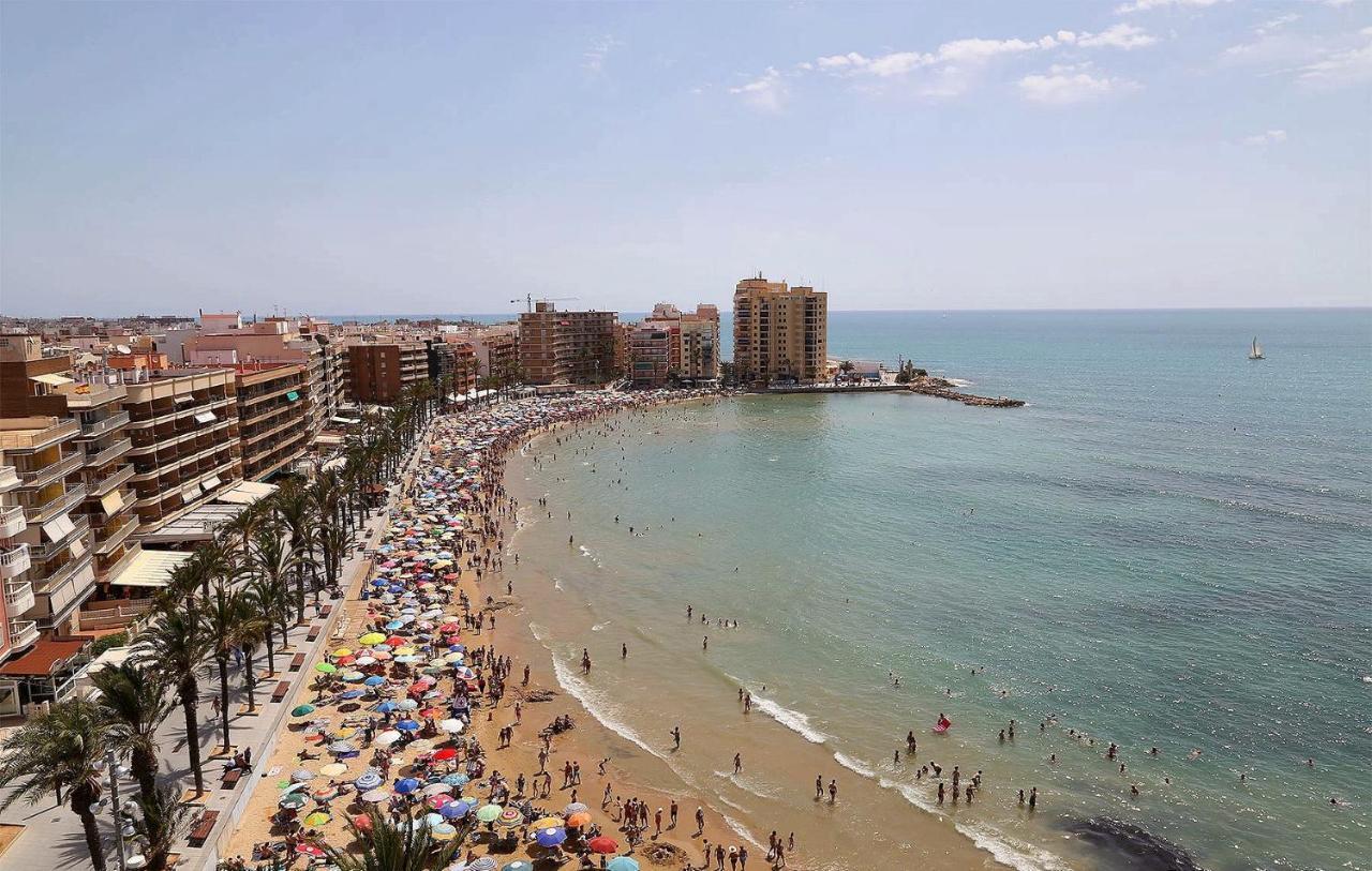 Del Cura Beach Apartment Торевьиа Экстерьер фото
